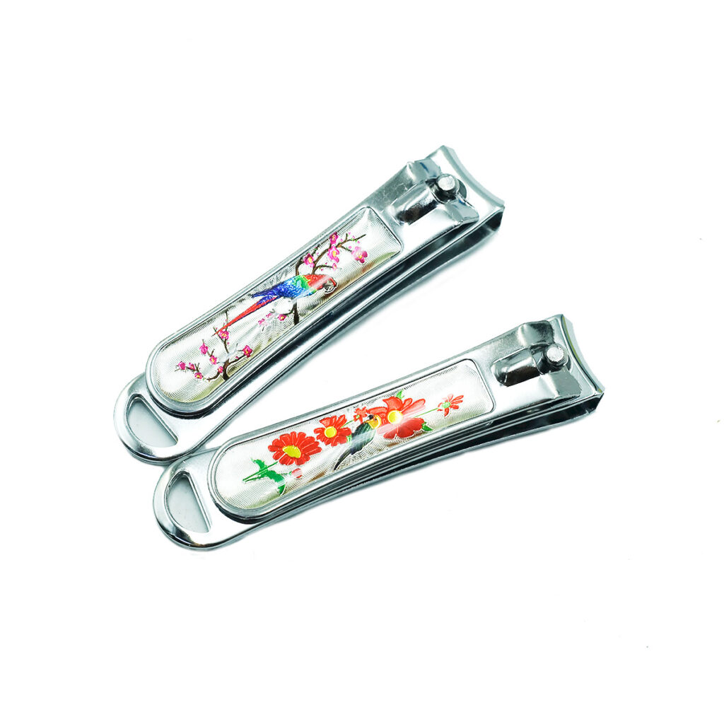 Cortaúñas decorado.